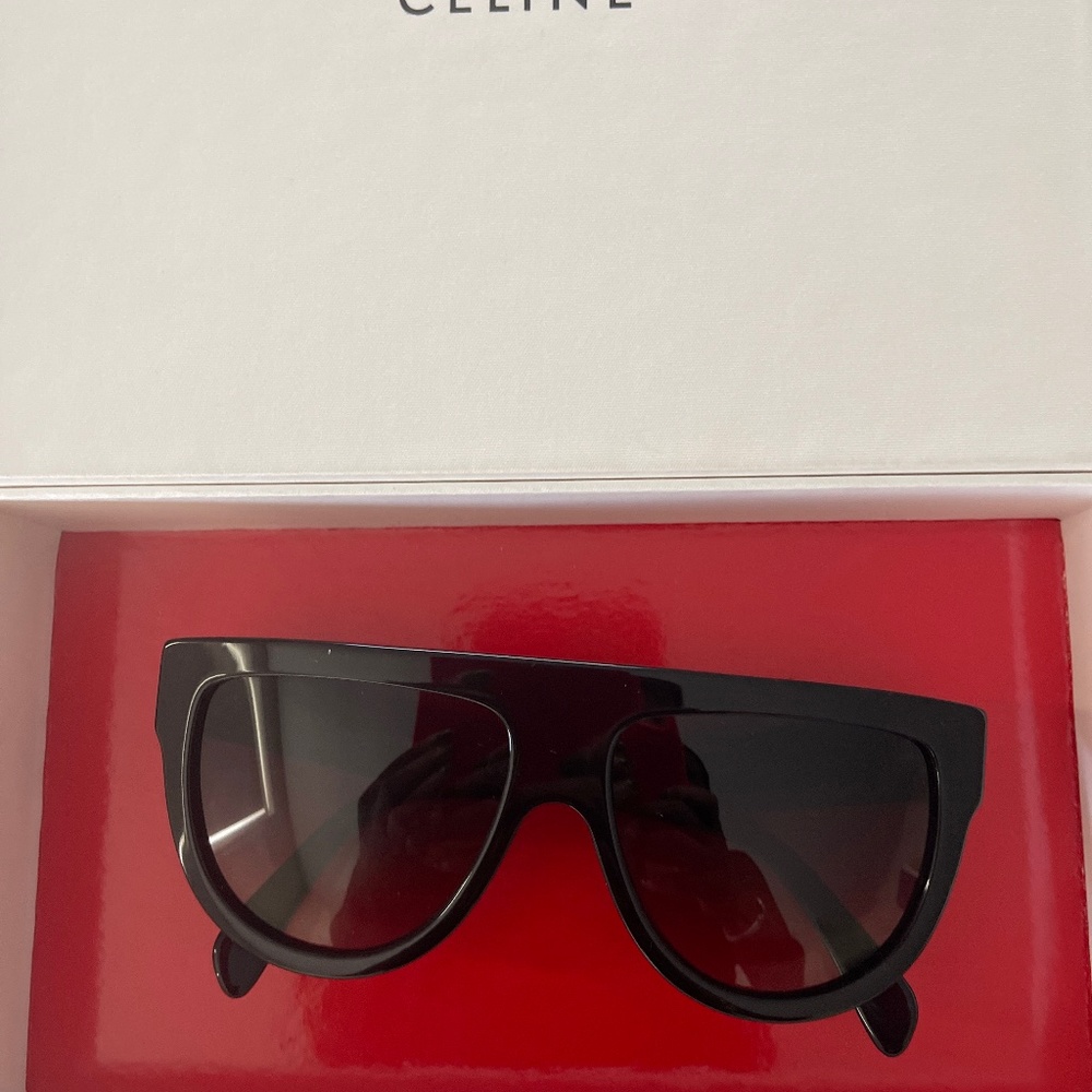 CELINE BLACK SUN GLASSES